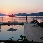 Bay Apartmanhotel