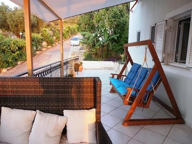 Bay アパートホテル