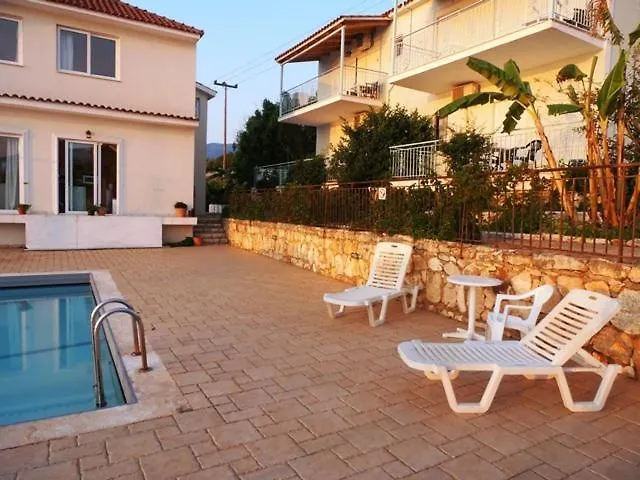 アパートホテル Bay