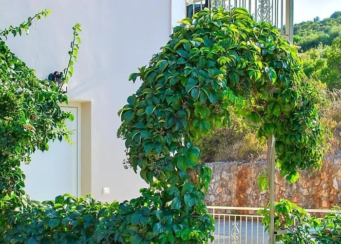 Bay アパートホテル