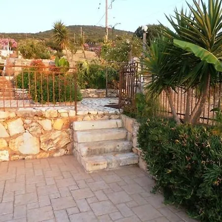 Bay Апарт-отель 3*