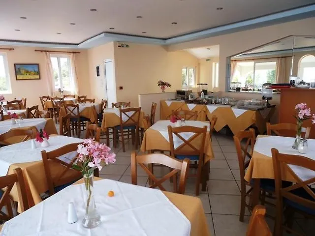 Bay Hotel apartamentowy 3*