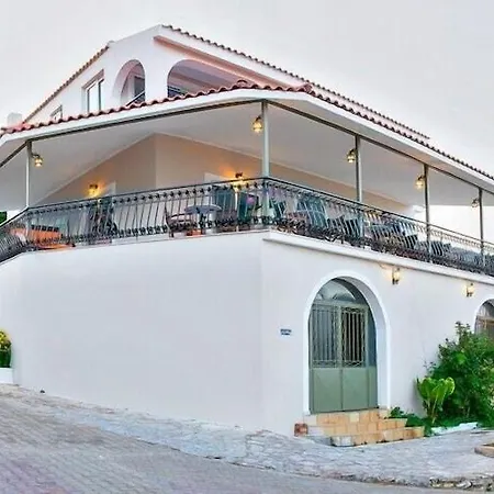 Bay Aparthotel